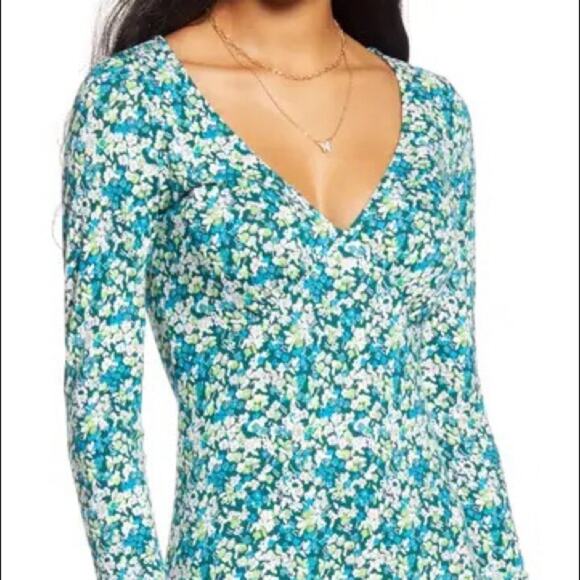 BP Blue, Green, and White Long Sleeve Floral Print Knit Dress Size Small - Picture 1 of 11
